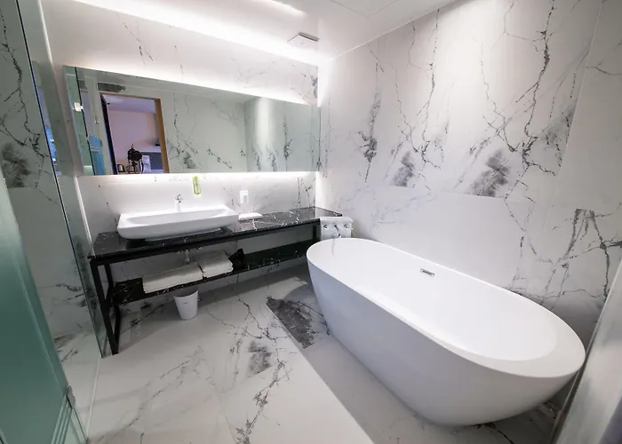 Hotel Gwanganli The Club